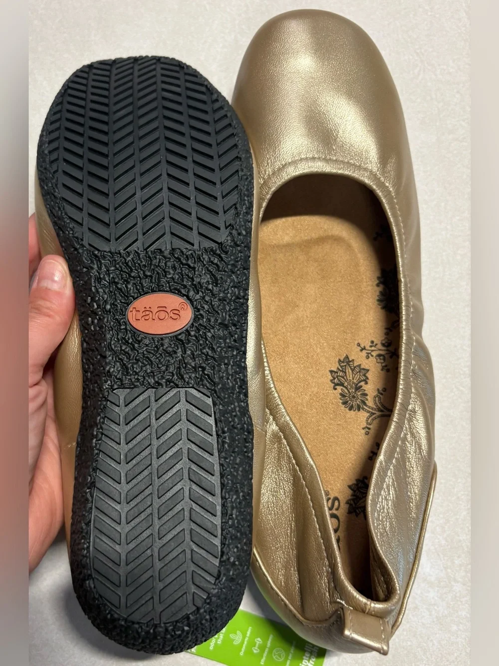 Taos Footwear sleek slip